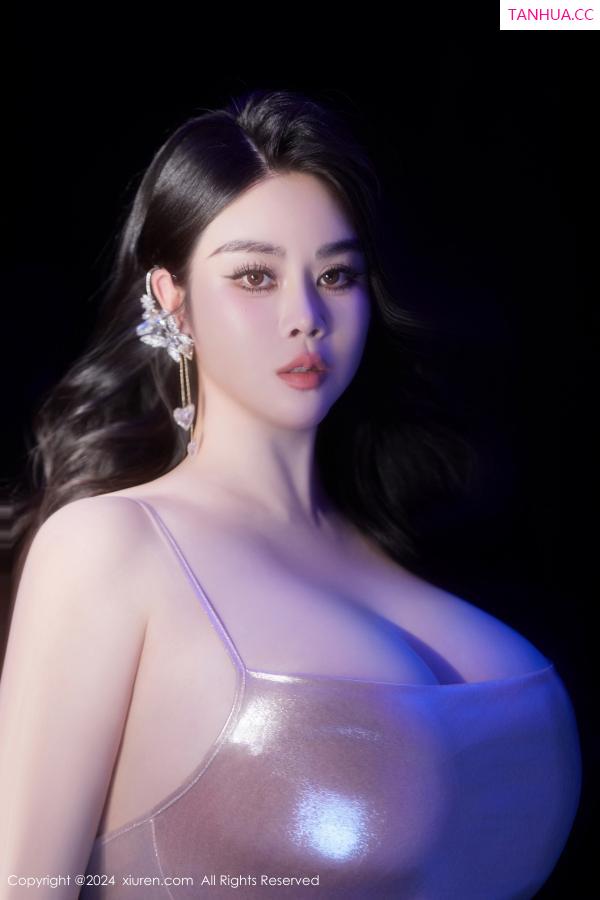 黛诺欣 戴渃欣 [XiuRen]高清写真图 2024.07.18 No.8878 戴渃欣 美乳性感第27张图片
